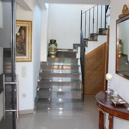 El Turo Apartment *
